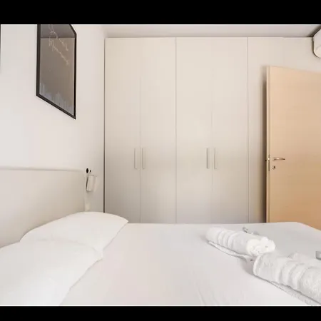 Casa Luna - San Siro Apartment